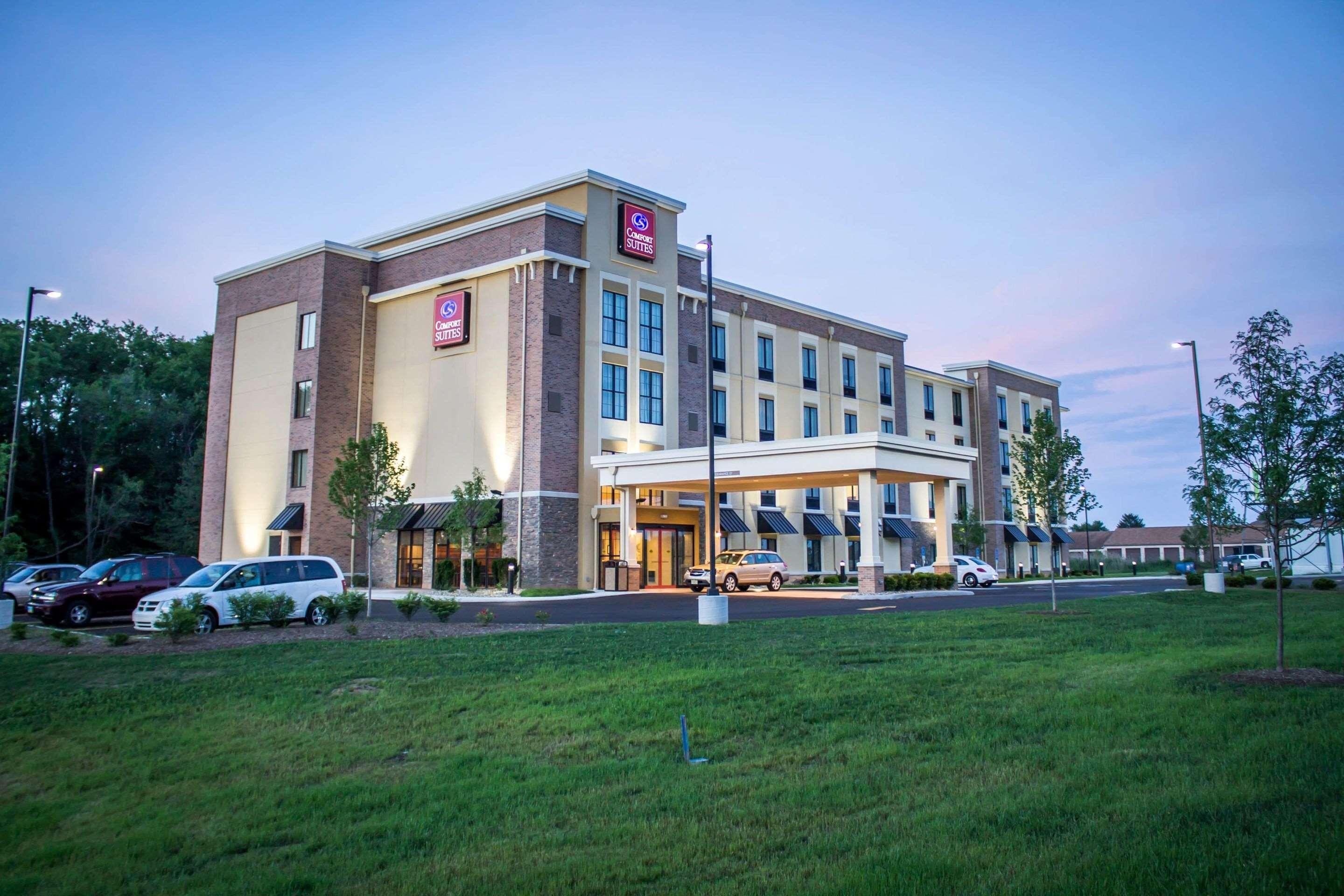 Comfort Suites Hartville-North Canton Uniontown Екстер'єр фото